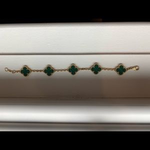 Inspired 5 green clovers 🍀 bracelet